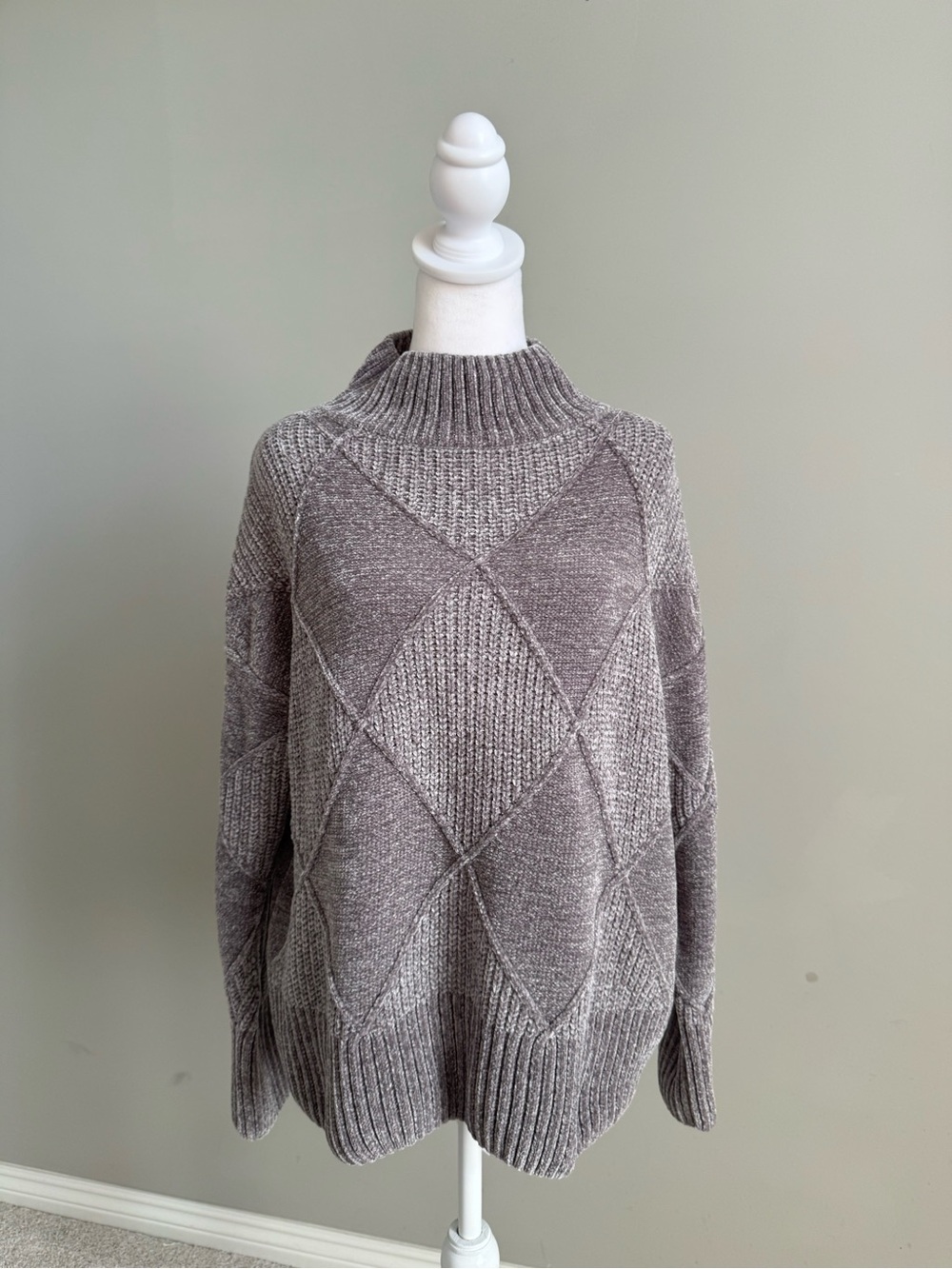 Christian Siriano Cozy Mock Neck Diamond-Panel Sweater in Taupe